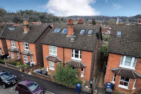 44 Croft Road, Godalming, GU7 1DD