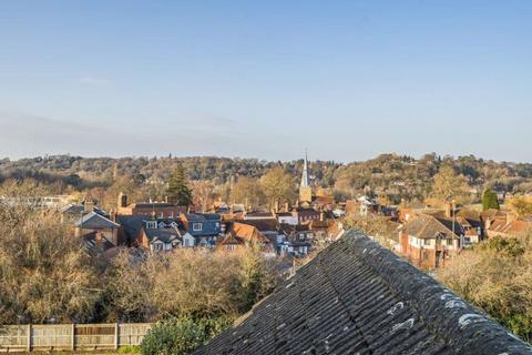 44 Croft Road, Godalming, GU7 1DD