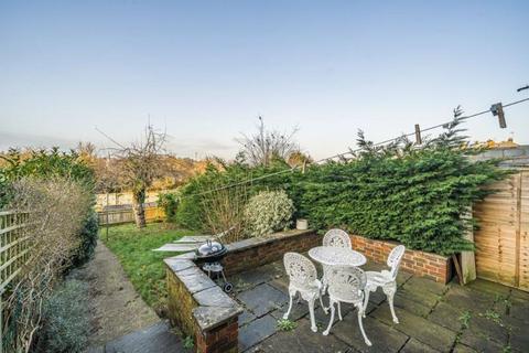 44 Croft Road, Godalming, GU7 1DD