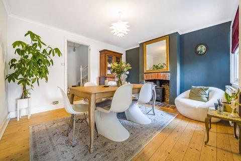 44 Croft Road, Godalming, GU7 1DD