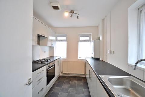 8b Chirton Grove, Birmingham, B14 6TJ