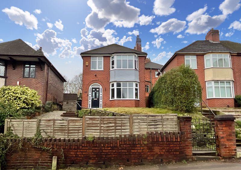 Hartshill Road, Hartshill 3 bed detached house for sale £190,000