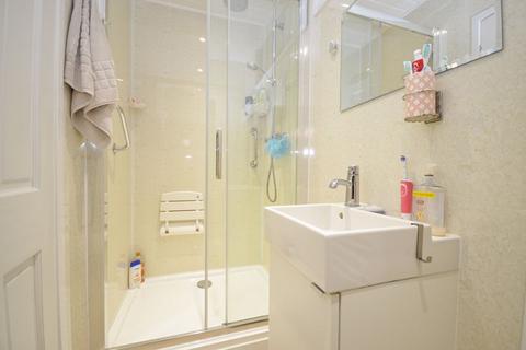 2 Alma Road, Brixham, TQ5 8QR