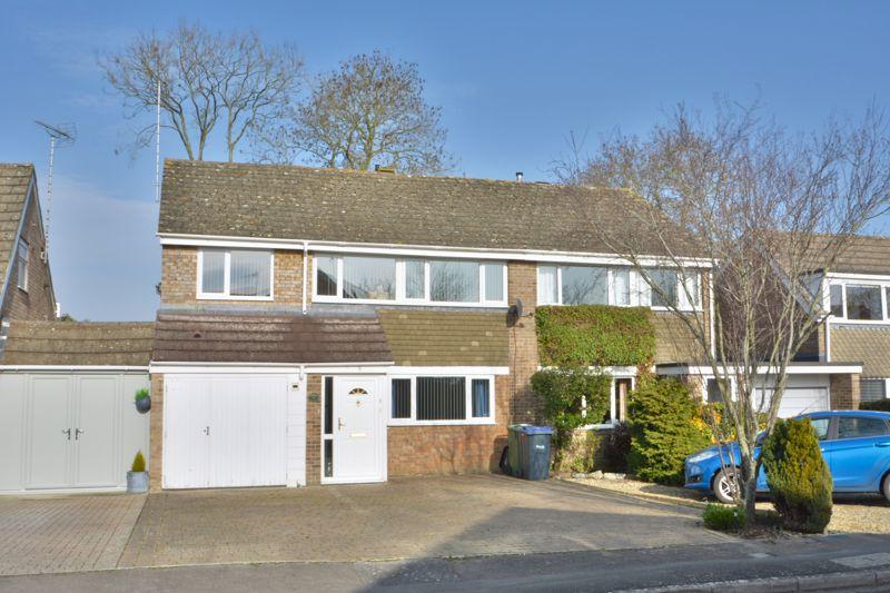 Waylands, Cricklade, Wiltshire 4 bed semidetached house £400,000