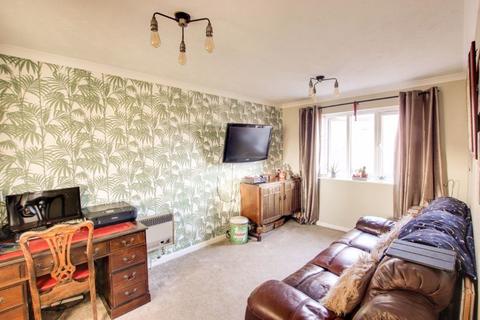 Flat 18, Orchard Court Orchard Road, Trowbridge, BA14 7AW