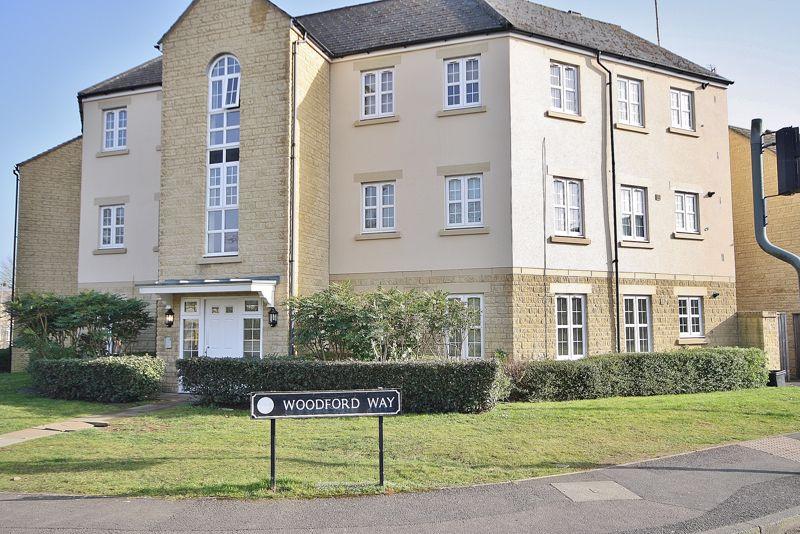 WOODFORD WAY, Witney OX28 6GP 2 bed apartment for sale £185,000