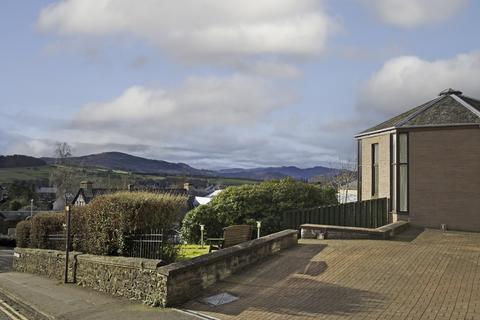 11 St Ninians Court Heathcote Road, Crieff, PH7 4AS