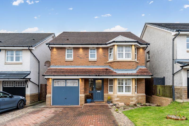 38 Earlswood Avenue, Irvine, KA11 2FE 4 bed detached villa for sale £