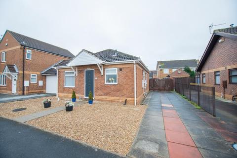 2 bedroom bungalow for sale - Isis Court, Victoria Dock, Hull, HU9 1PT