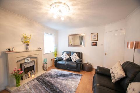 2 bedroom bungalow for sale - Isis Court, Victoria Dock, Hull, HU9 1PT