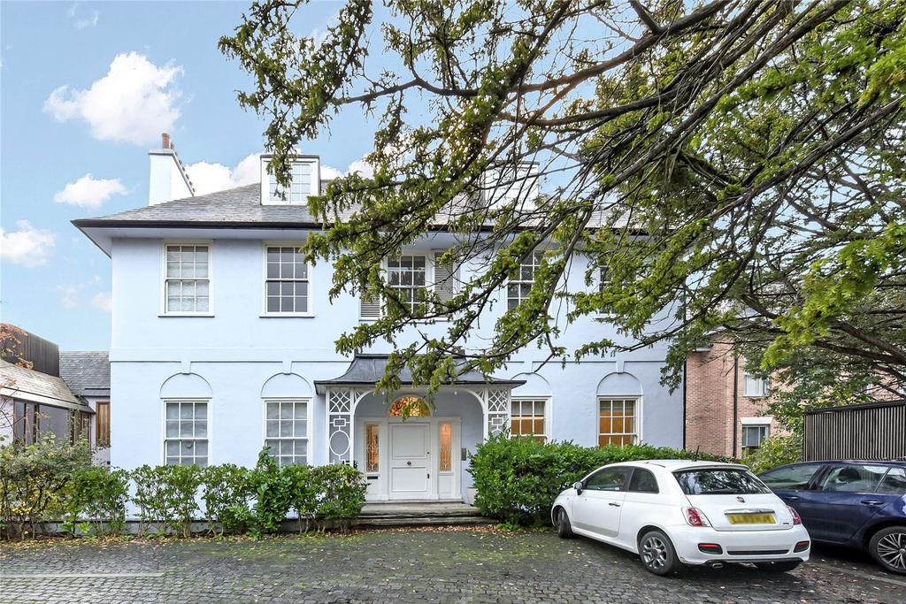 Woodside Villa, 11 Sydenham Hill, Sydenham Hill, SE26 3 bed apartment