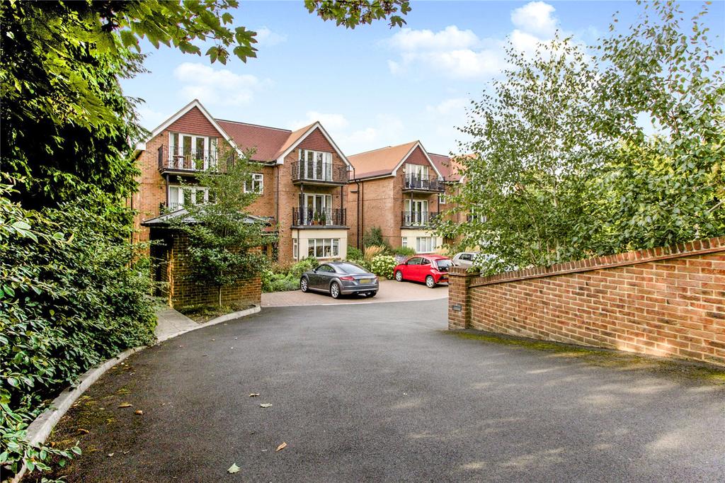 Pinewood, 115 Epsom Road, Guildford, Surrey, GU1 2 bed apartment £