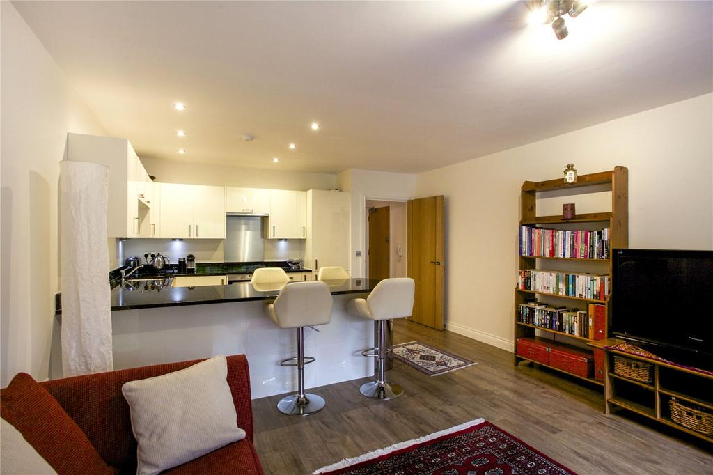 Pinewood, 115 Epsom Road, Guildford, Surrey, GU1 2 bed apartment £