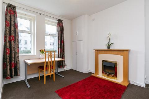 37 Lochend Drive, Edinburgh, EH7 6DH