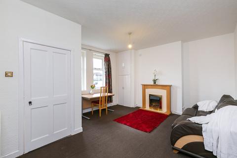 37 Lochend Drive, Edinburgh, EH7 6DH