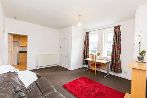 37 Lochend Drive, Edinburgh, EH7 6DH