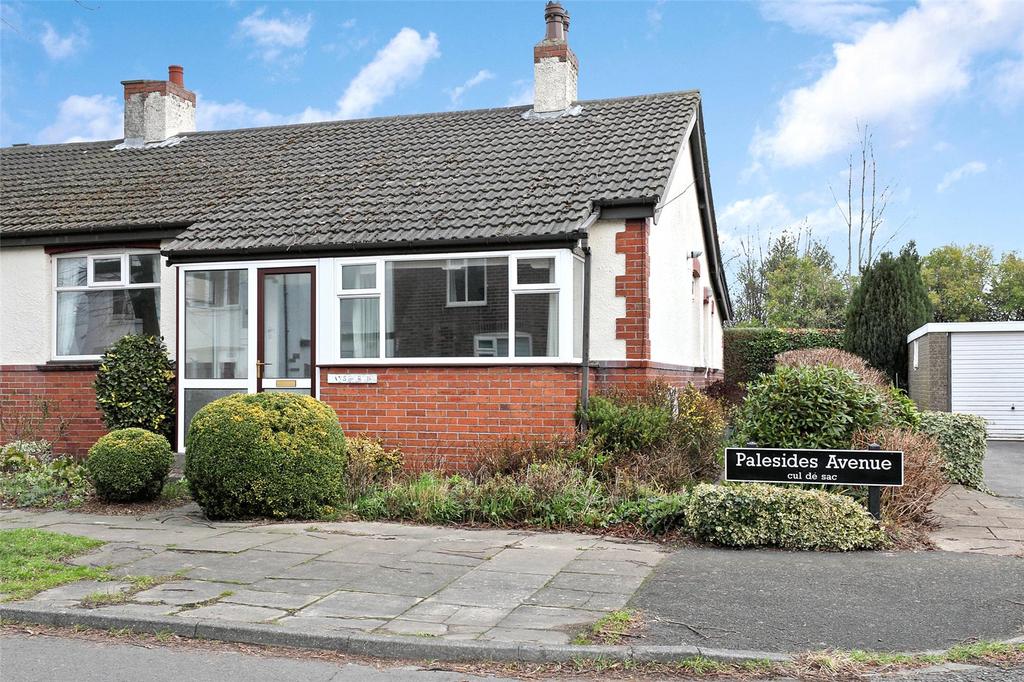 Palesides Avenue, Ossett, West Yorkshire, WF5 2 bed bungalow for sale
