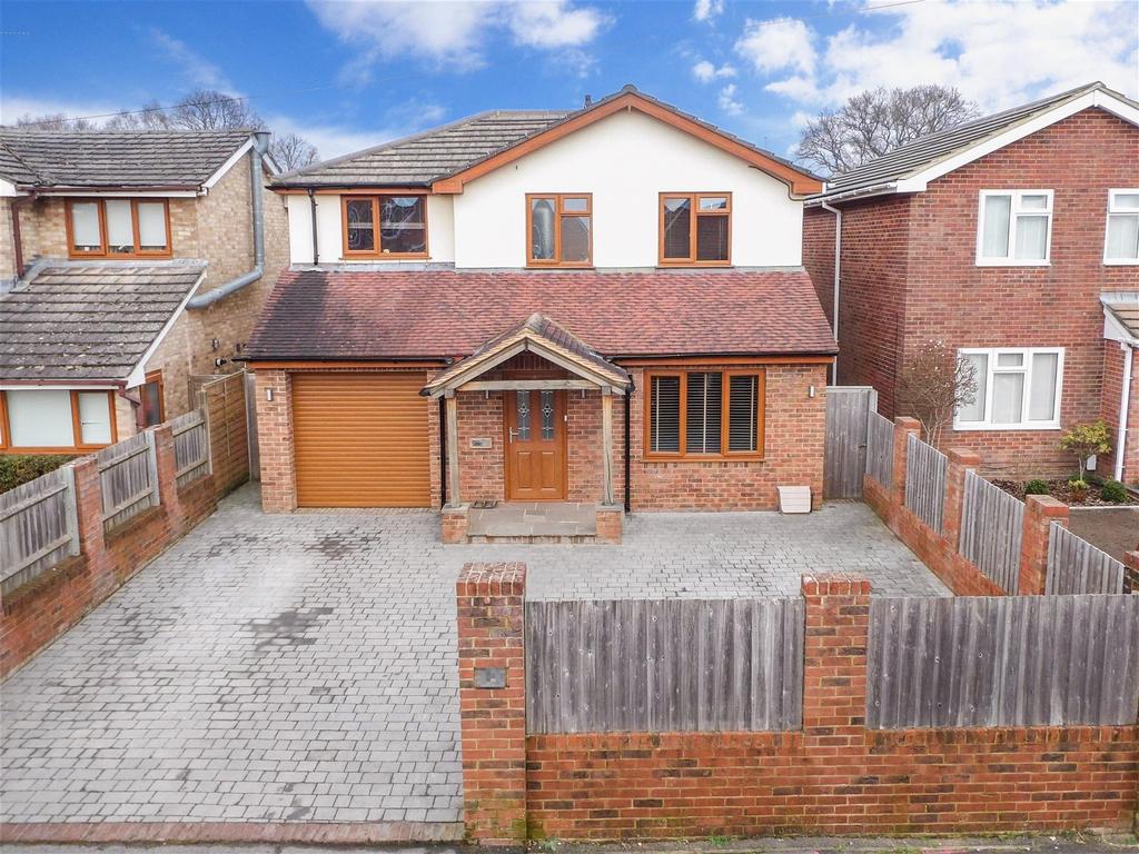 Durford Road, Petersfield, Hampshire 4 bed detached house for sale £