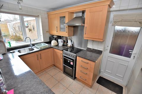 2 Bonville Gardens, Wolverhampton, WV10 8UE