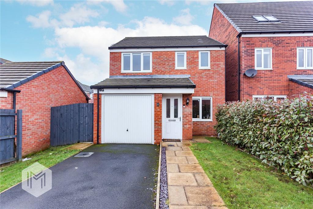 Cherry Avenue, Radcliffe, Manchester... 3 bed detached house £300,000
