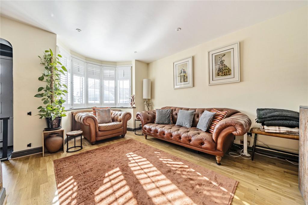 Devon Road, South Darenth, Kent, DA4 2 bed terraced house £375,000