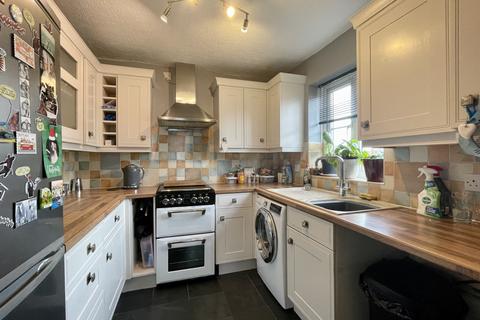 12 Caburn Close, Eastbourne, BN23 8LP