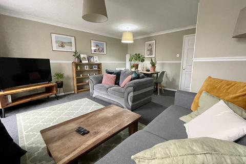 12 Caburn Close, Eastbourne, BN23 8LP