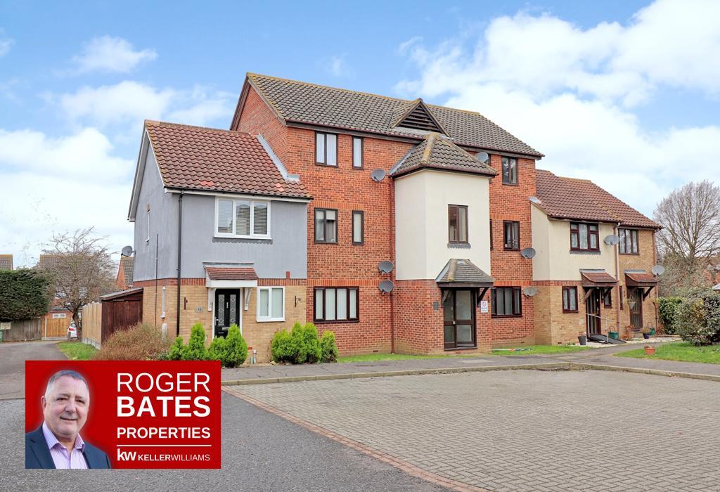 Robinia Close, Steeple View, Laindon, Basildon, Essex SS15 1 bed apartment for sale £175,000