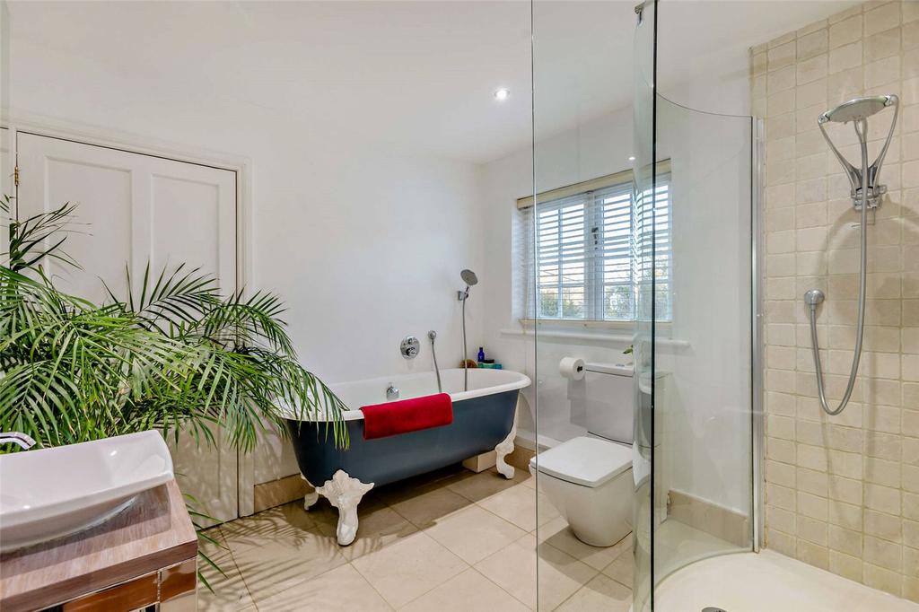Main Bathroom