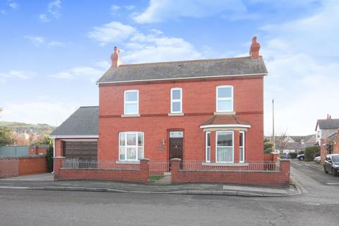 3 bedroom detached house for sale, Victoria Road, Prestatyn, Denbighshire LL19 7SR