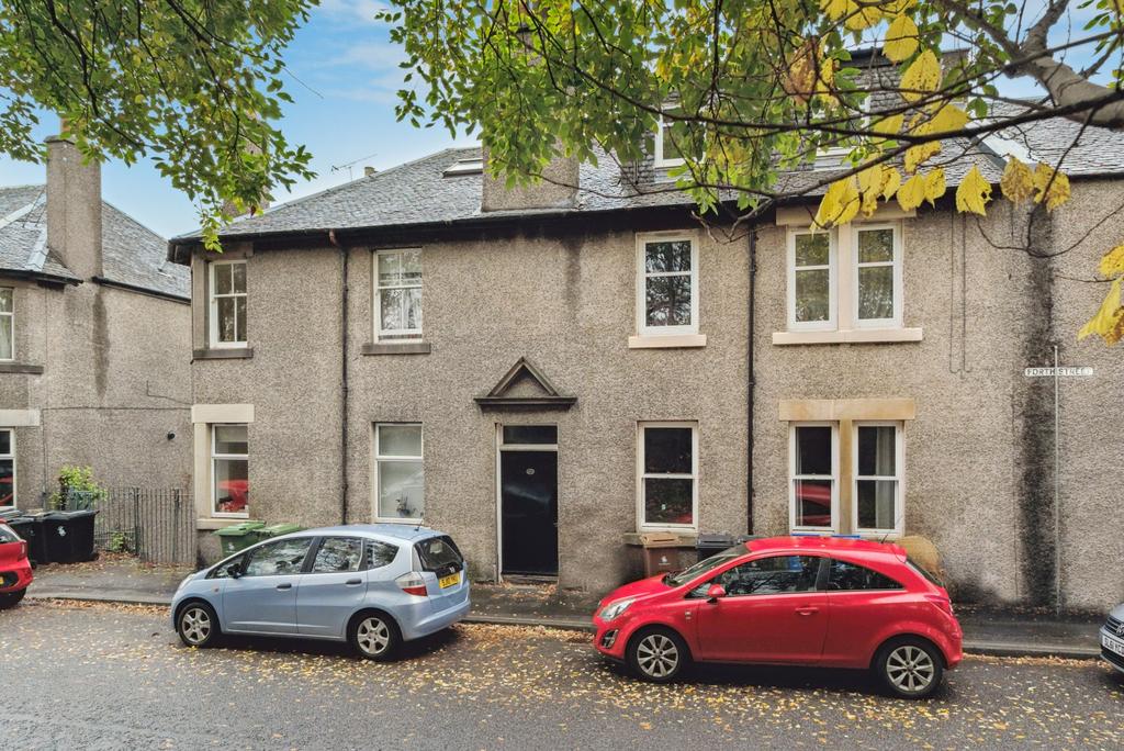 Forth Street, Riverside, Stirling... 2 bed ground floor flat £99,000