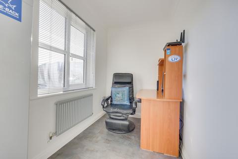 108 Churchfields, Shoeburyness, Southend-on-sea, SS3 8TN