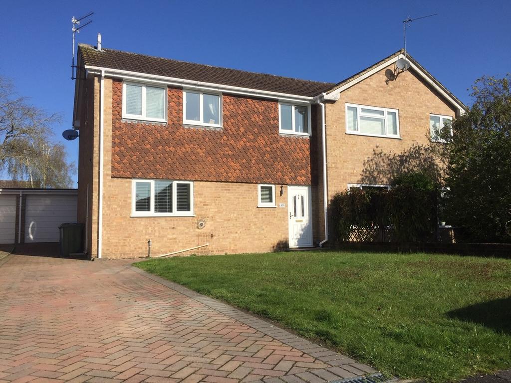 BLACKMOOR WOOD, ASCOT, BERKSHIRE,SL5 8EL 3 bed semidetached house £