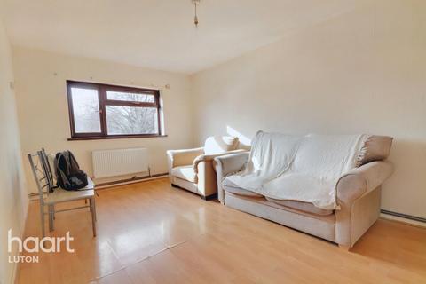2 bedroom maisonette for sale, Dallow Road, Luton