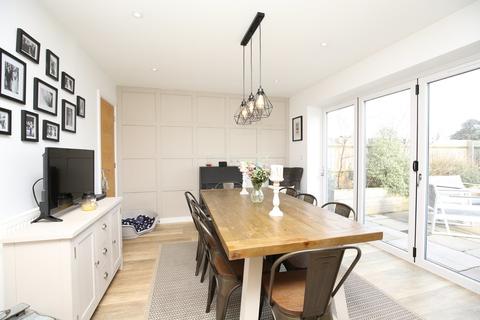 6 Corn Fields, Austrey, Atherstone, CV9 3DZ