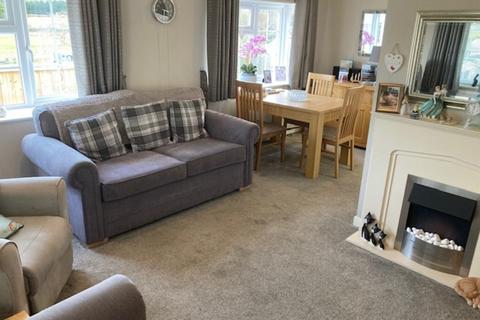 2 bedroom mobile home for sale - Willow Park, Mancot , Deeside