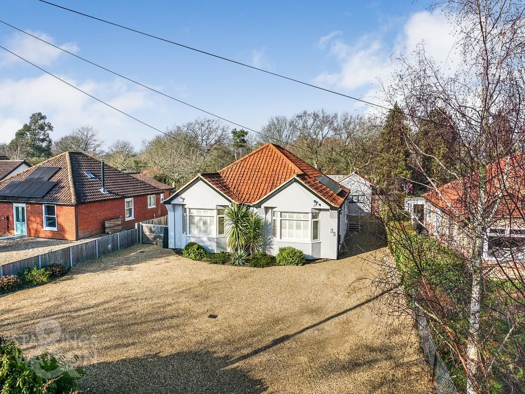 Yarmouth Road, Broome, Norfolk 3 bed detached bungalow for sale £550,000