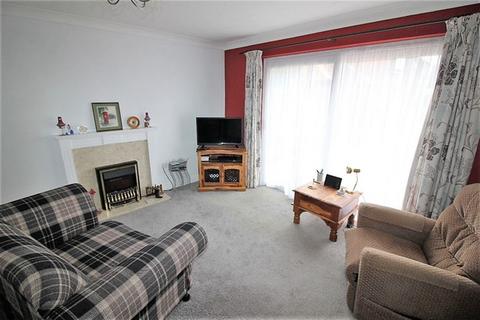 2 bedroom terraced bungalow for sale, Spinnaker Close, Clacton on Sea