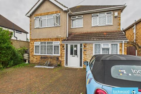 5 bedroom house to rent, Stanwell Road, Ashford