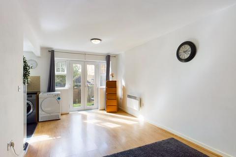 2 bedroom flat for sale, Scott Road, Edgware