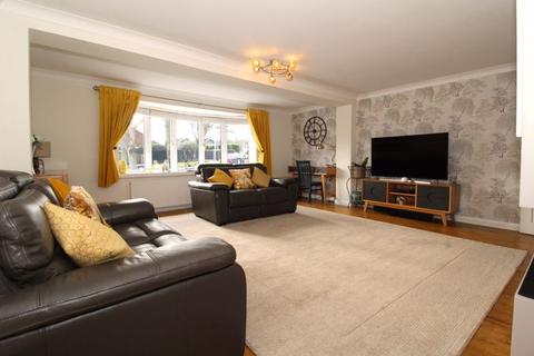 21 Berryfields, Stonnall, Walsall, WS9 9EJ