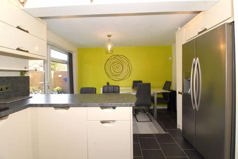 21 Berryfields, Stonnall, Walsall, WS9 9EJ