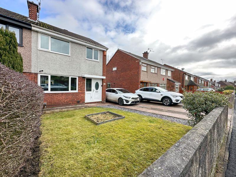 Catharine Road, Chell Heath ST6 6PT 3 bed semidetached house £170,000