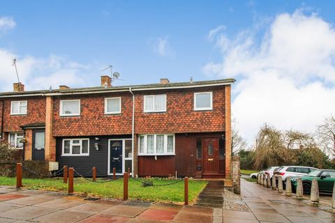 30 Grove Hill, Emmer Green, Reading, RG4 8PR