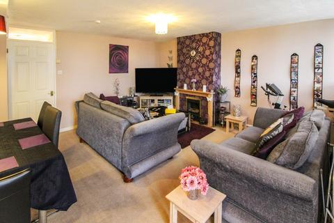 30 Grove Hill, Emmer Green, Reading, RG4 8PR