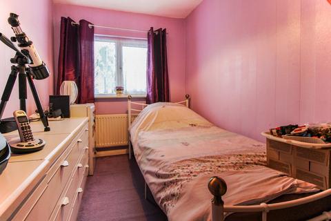 30 Grove Hill, Emmer Green, Reading, RG4 8PR