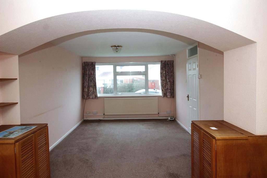 Eagleswell Road, Boverton, Llantwit Major, CF61 3 bed semidetached