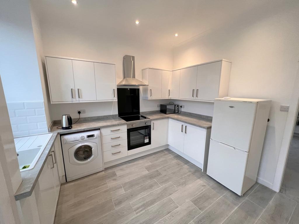 Liverpool Old Road, Walmer Bridge, Preston, PR4 2 bed terraced house