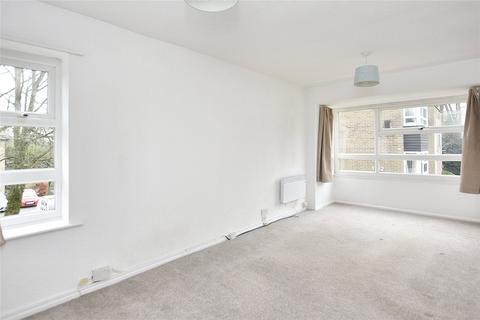2 bedroom apartment for sale, Robinwood Court, Roundhay, Leeds