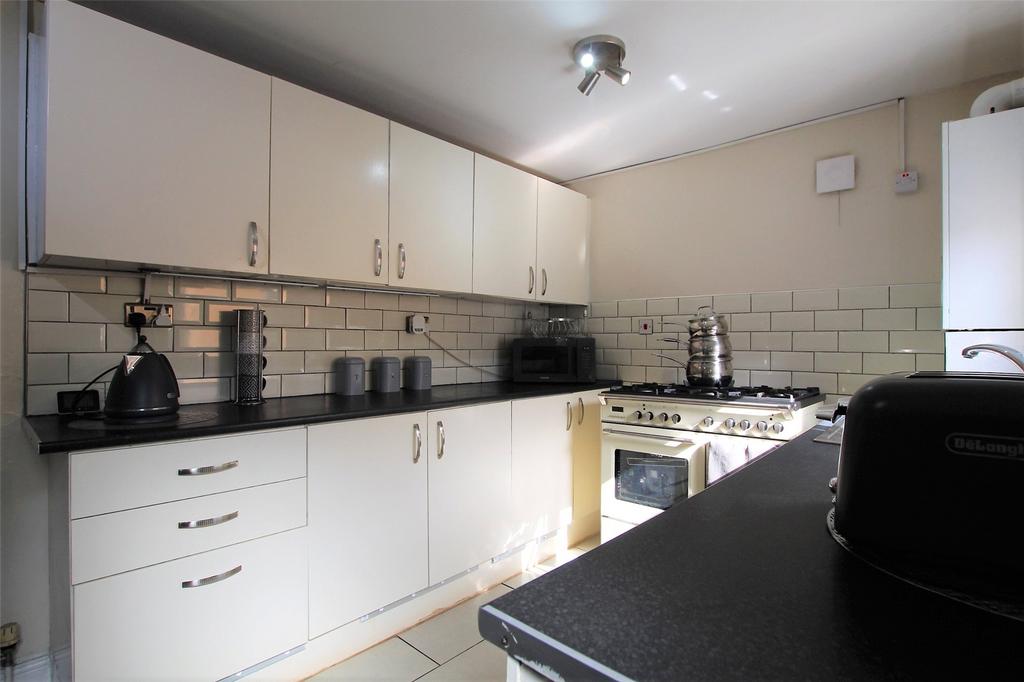 Brokenback Cottages, Tindale Crescent, Auckland, DL14 2 bed detached house for sale £65,000